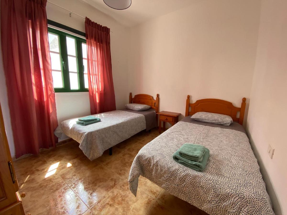 Вилла Casa Paco Y Nina Фронтера Экстерьер фото